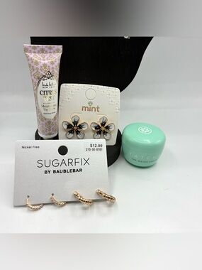 Bundle: Earrings, Lip Balm and Tatcha